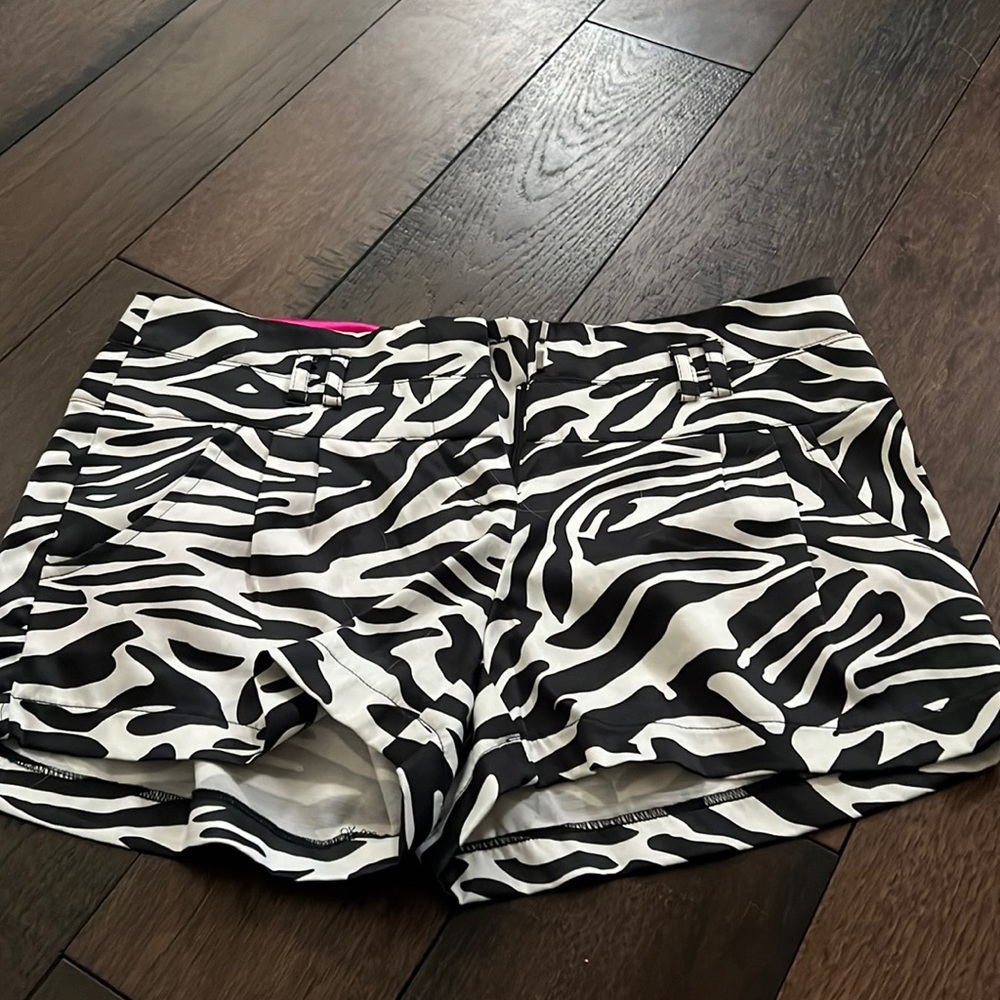 Rampage Zebra highwaisted shorts size 5